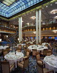 Britannia Restaurant シニアクルーズ スクール